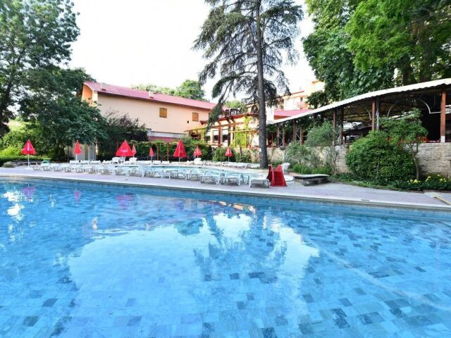Estreya Residence photo 1