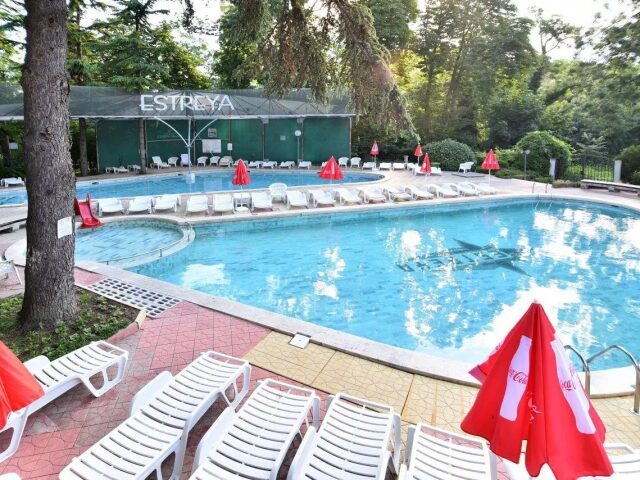 Estreya Residence photo 0