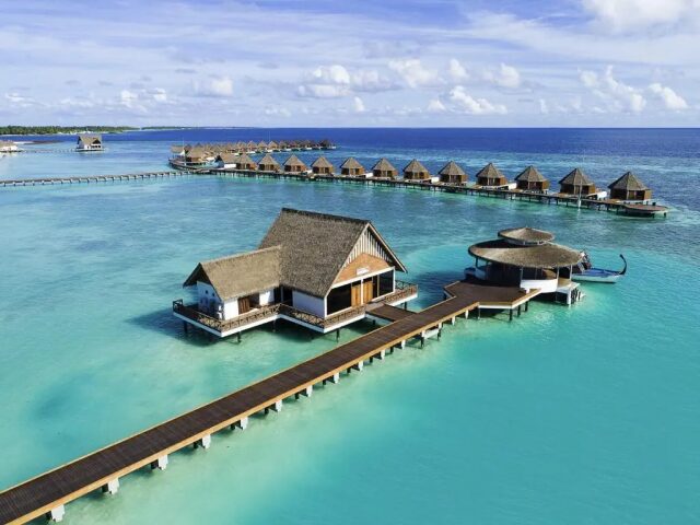 Mercure Maldives Kooddoo Resort photo 3