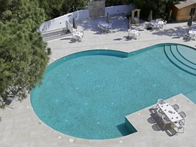 Urban Valley Resort