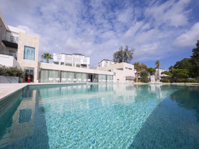 Urban Valley Resort photo 0