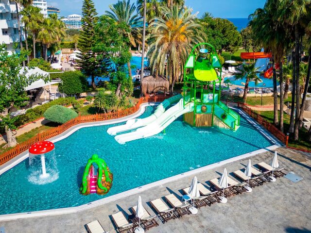 Aventura Park photo 0