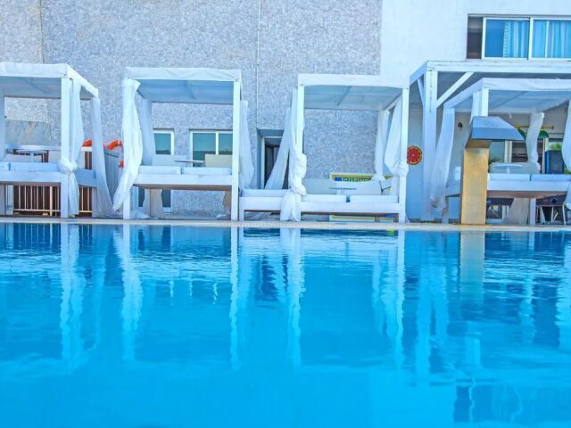 Silver Sands Beach photo 1