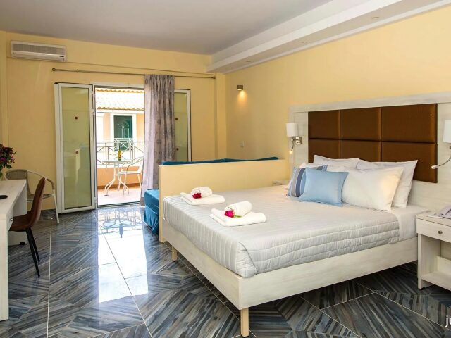 Amour Holiday Resort