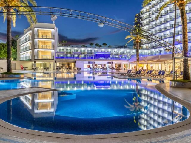 INNSiDE by Meliá Calviá Beach photo 2