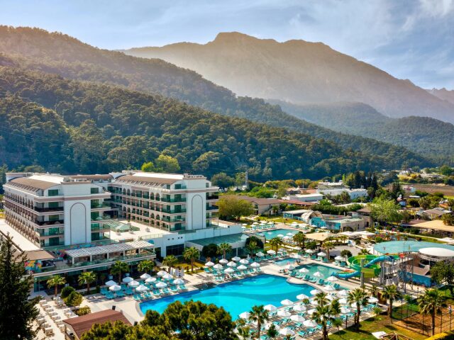 Dosinia Luxury Resort