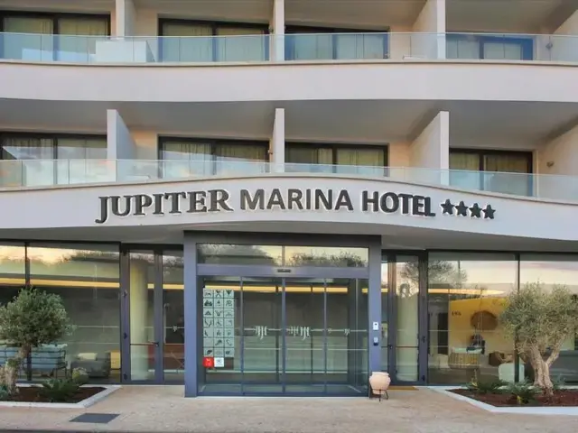 Jupiter Marina photo 0