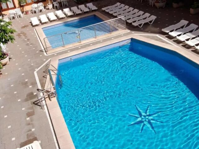 tent Bahia de Palma photo 0