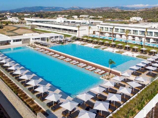 Gennadi Grand Resort
