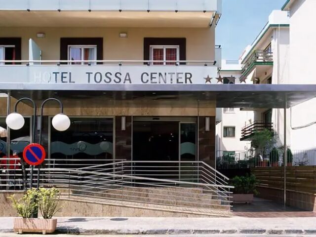 Tossa Beach Center photo 0