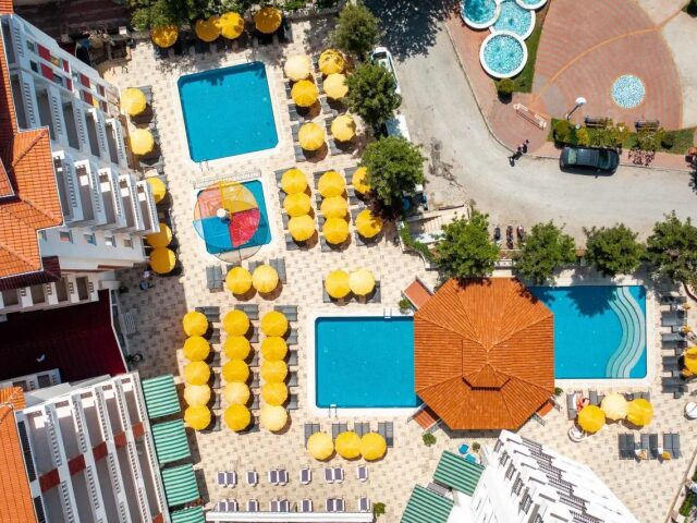 Villa Sunflower photo 0