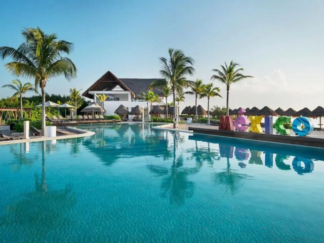 Ocean Riviera Paradise photo 1