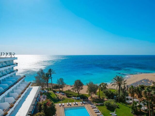 Grecian Sands photo 0