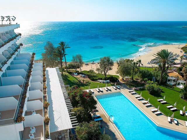 Grecian Sands photo 2