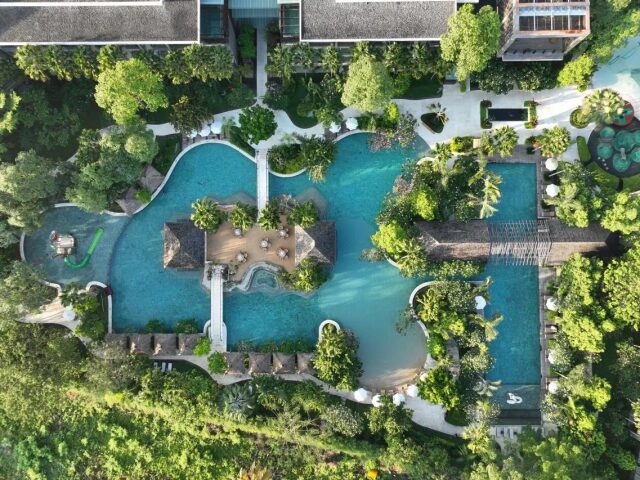 Movenpick Resort & Spa photo 1
