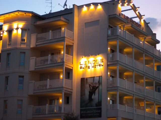 Le Rose Suite photo 1