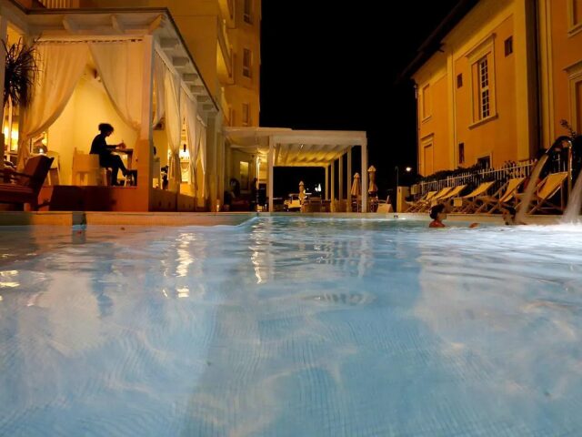 Le Rose Suite photo 2