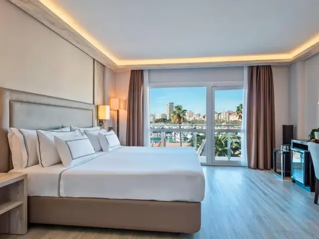 Melia Alicante photo 0