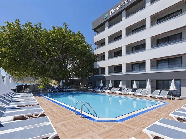 Floria Beach photo 0