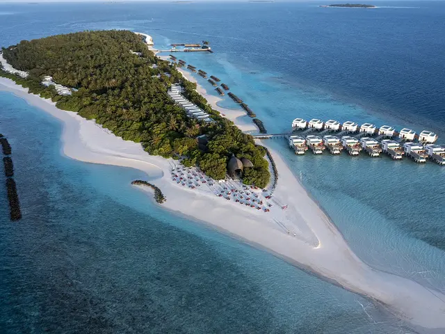 Dhigali Maldives photo 3
