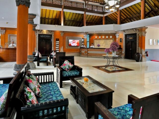 Puri Saron Seminyak photo 1