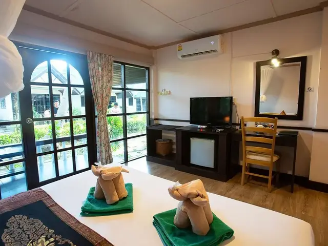 Southern Lanta Resort photo 3