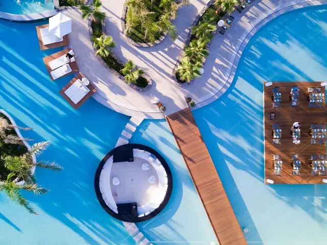 Stella Island Luxury Resort & Spa photo 3