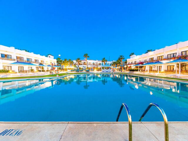 Red Sea The Grand