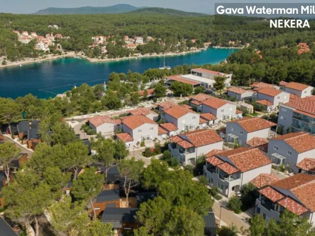 Gava Waterman Milna Resort photo 1