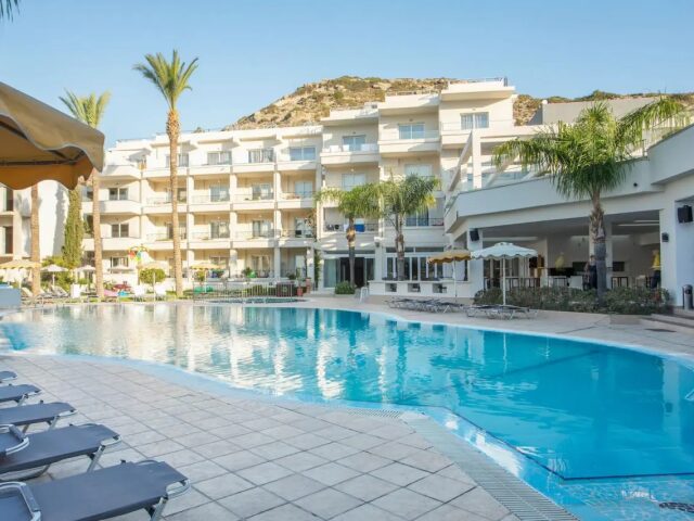 Dreams Beach