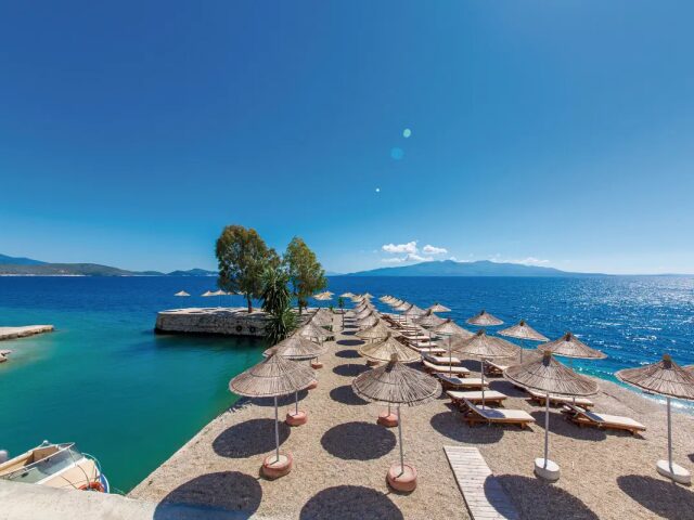 Saranda Palace photo 3