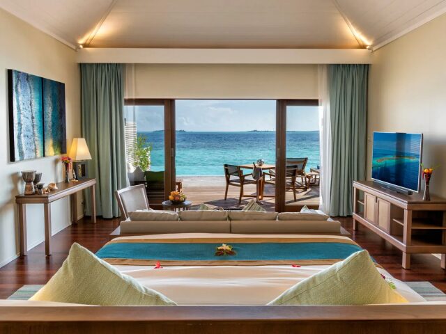 Hurawalhi Island Resort photo 3