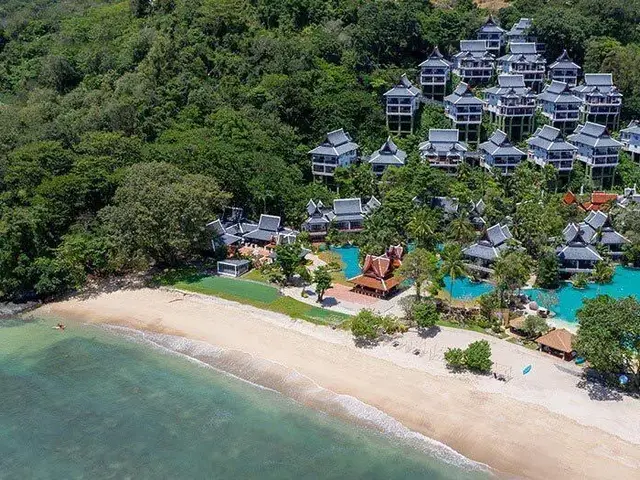 Thavorn Beach Village and Spa