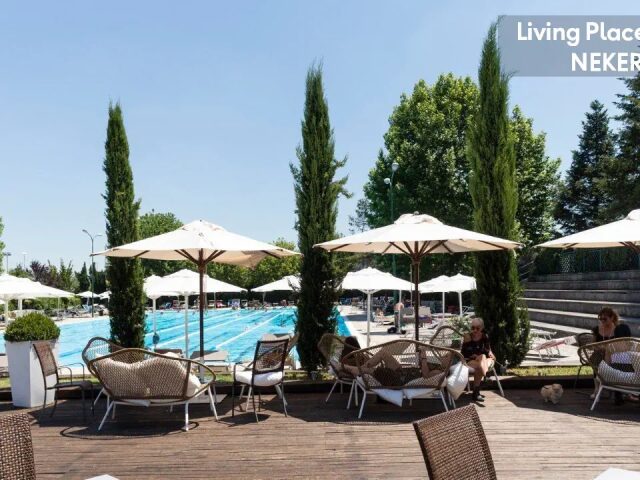 Living Place Hotel