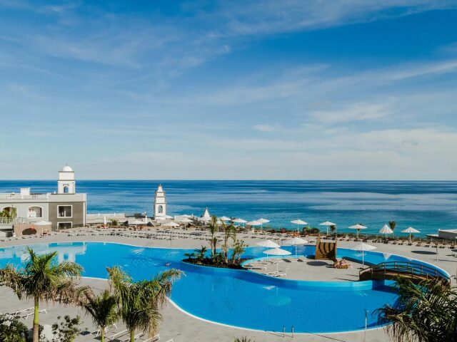 Royal Palm Resort & Spa