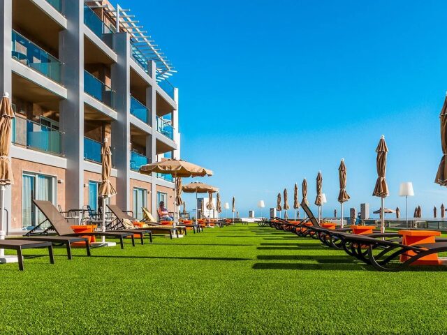Riviera Vista