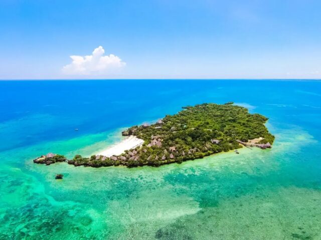 The Sands at Chale Island