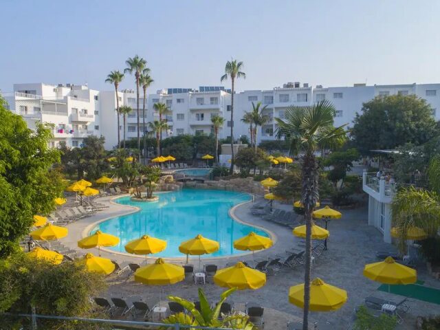 Mayfair Gardens