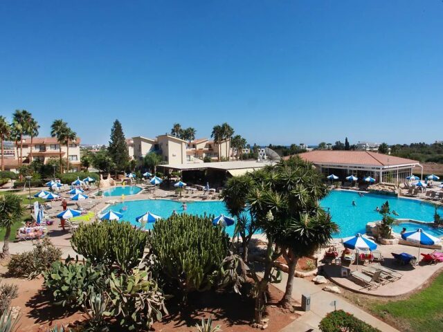 Makronisos Village