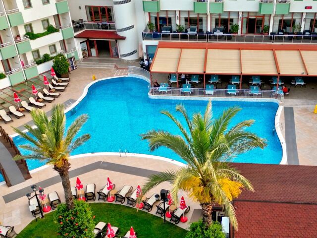 Monachus Hotel & Spa photo 2