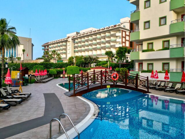 Monachus Hotel & Spa photo 1