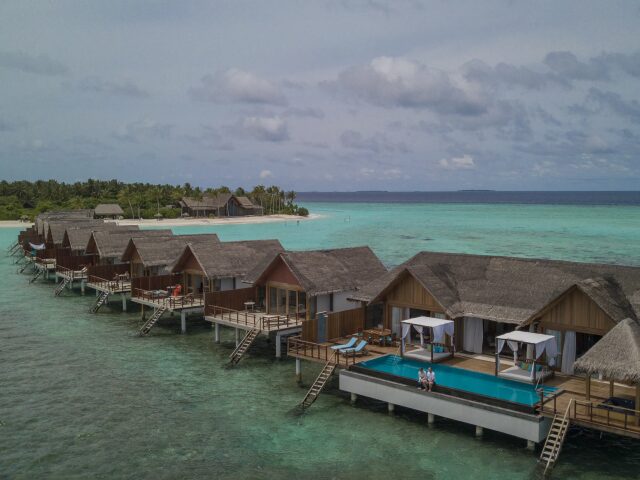 Furaveri Island Resort photo 2