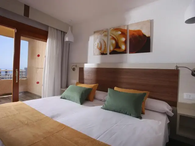 Sandos Benidorm Suites photo 2