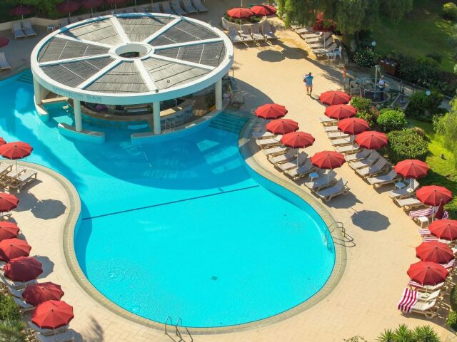 St. Raphael Resort photo 2