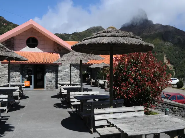 Valley View Hotel Encumeada