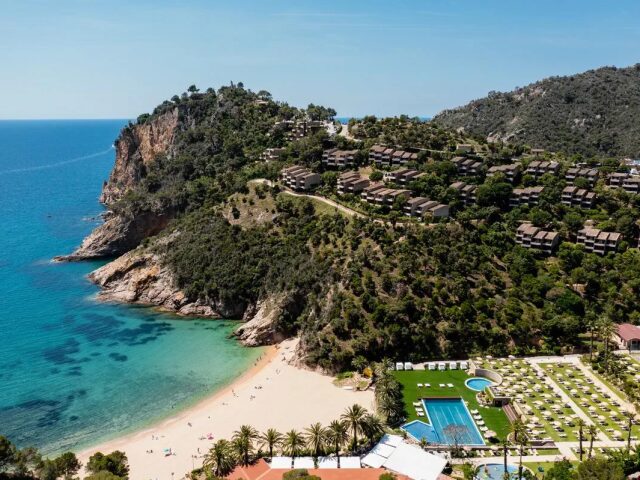 Zel Costa Brava photo 3