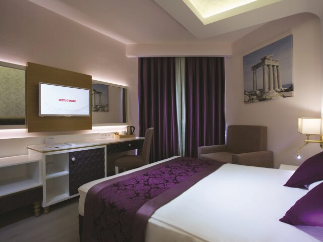 Water Side Resort & Spa photo 2