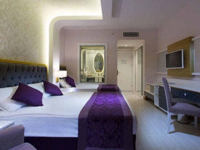 Water Side Resort & Spa photo 1