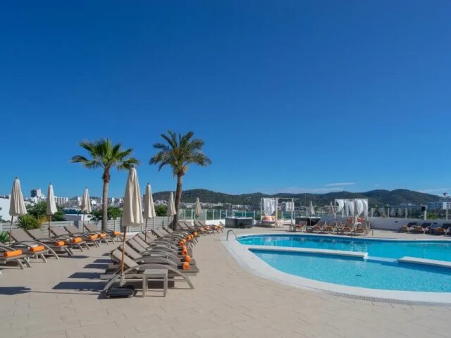 Thb Ocean Beach photo 1