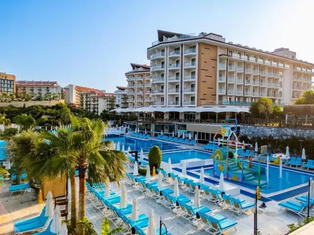 Ramada Resort Kusadasi photo 3